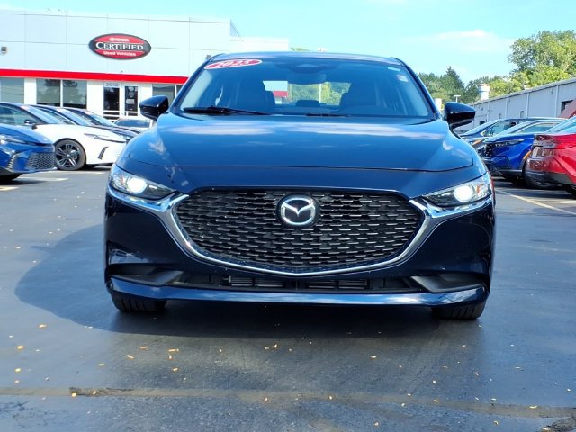 Used 2025 MAZDA MAZDA3 s FWD image 2
