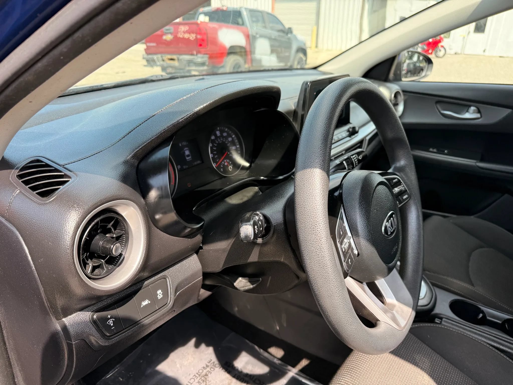 Used 2019 Kia Forte LXS FWD image 17
