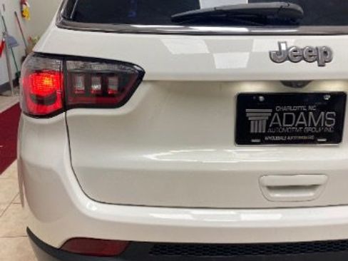 Used 2020 Jeep Compass Limited image 13