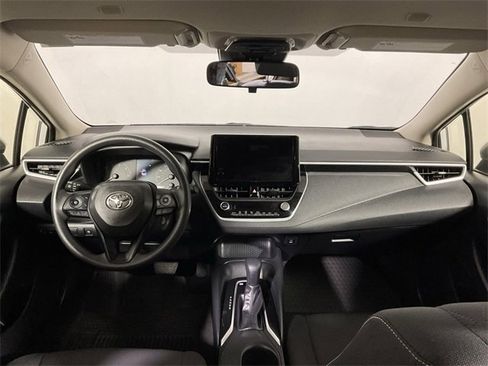 Used 2024 Toyota Corolla LE image 21