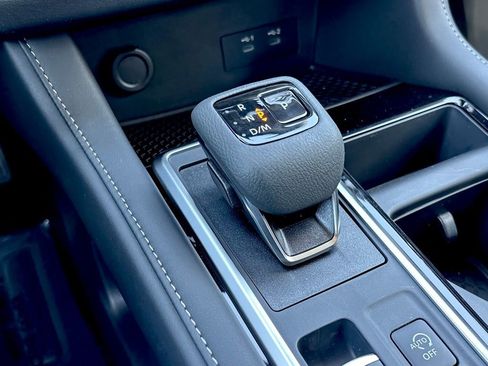 New 2026 Nissan Pathfinder SV FWD image 21