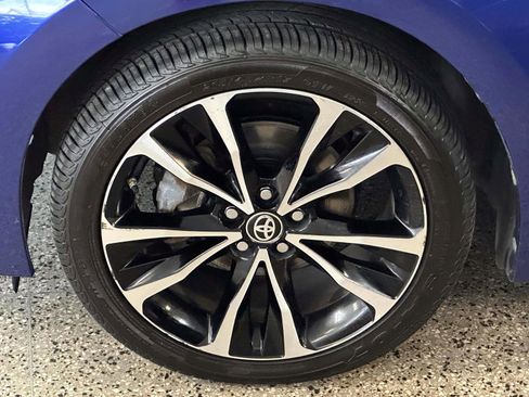 Used 2019 Toyota Corolla SE FWD image 5