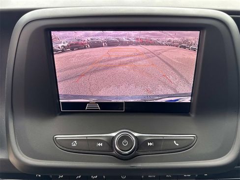 Used 2021 Chevrolet Camaro LT image 17