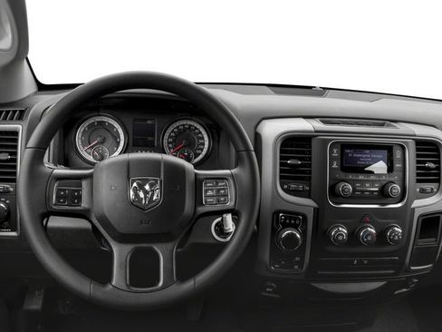Used 2017 RAM 1500 Express AWD/4WD image 10