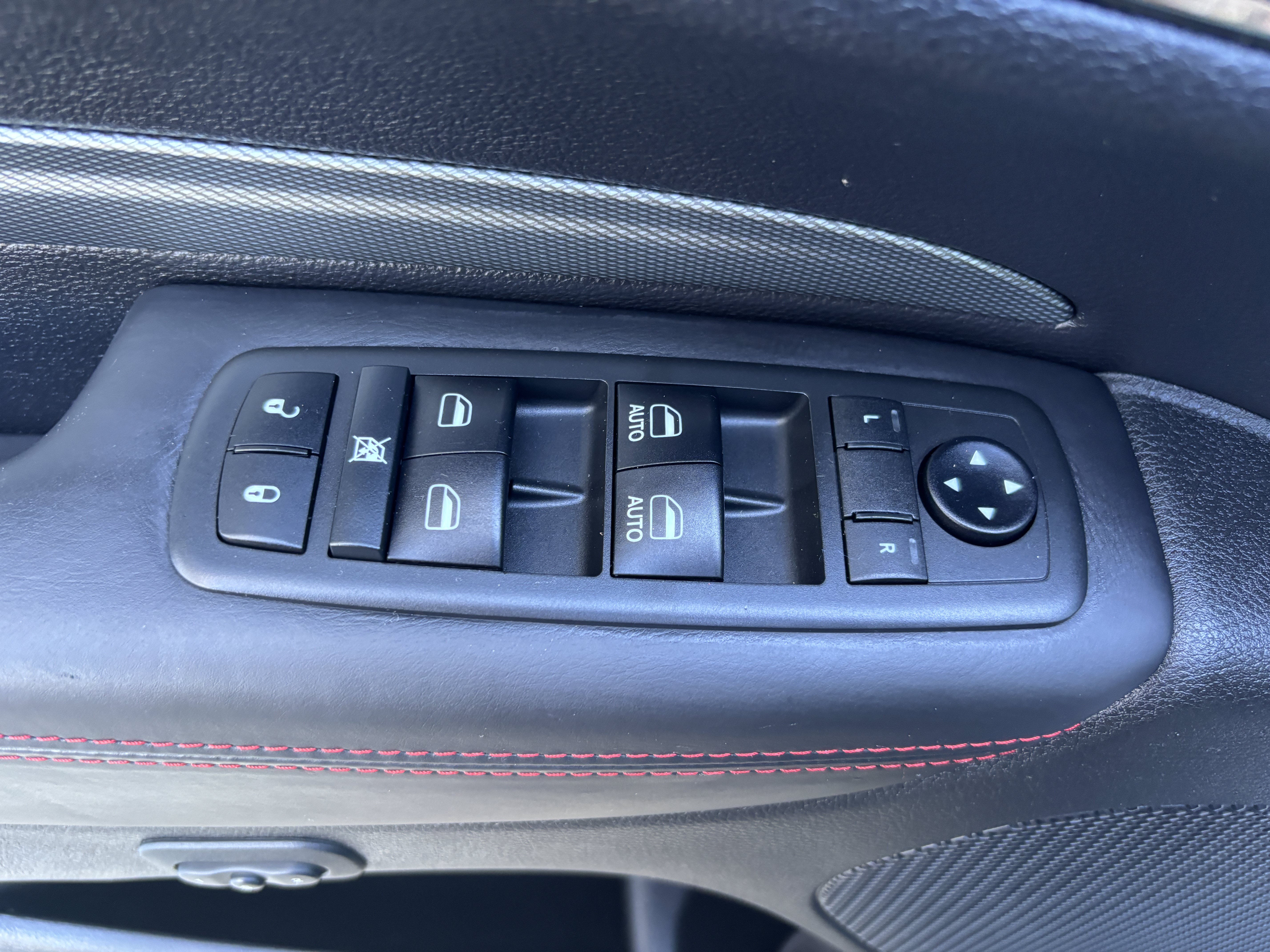 Used 2018 Dodge Durango R/T AWD/4WD image 26