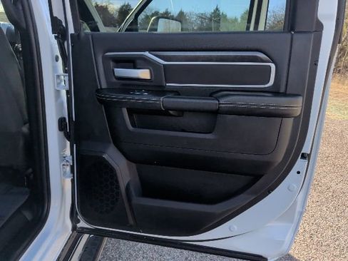 Used 2024 RAM 2500 Big Horn image 11