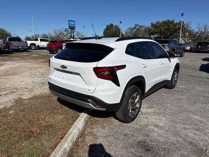 New 2026 Chevrolet Trax LT w/ Driver Confidence Package
