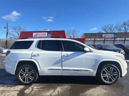 Used 2019 GMC Acadia Denali w/ Technology Package image 4