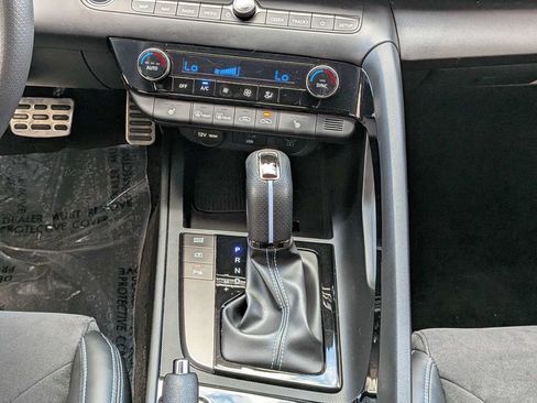 Used 2025 Hyundai Elantra N FWD image 17