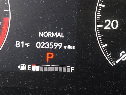 Used 2024 Honda HR-V EX-L image 1
