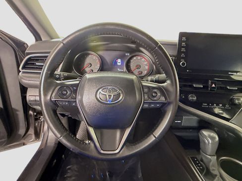 Used 2024 Toyota Camry XSE FWD image 13