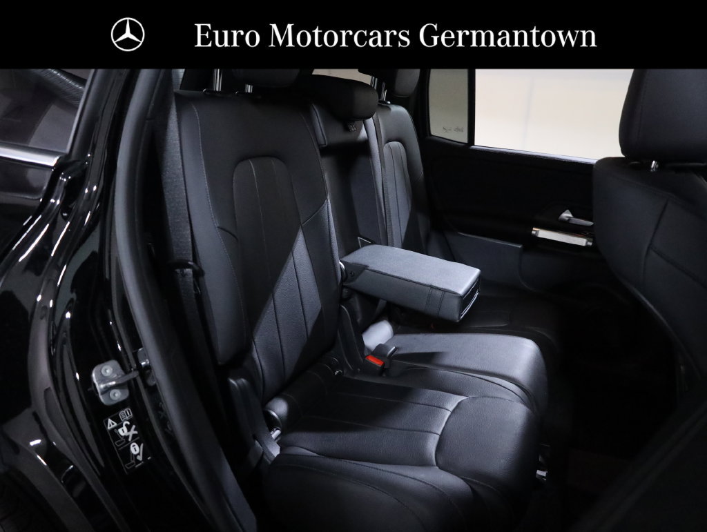 Used 2023 Mercedes-Benz GLB 250 4MATIC w/ Premium Package image 46