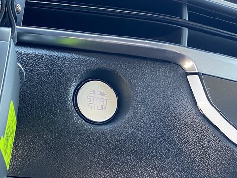 New 2026 Kia Sorento EX AWD/4WD image 18
