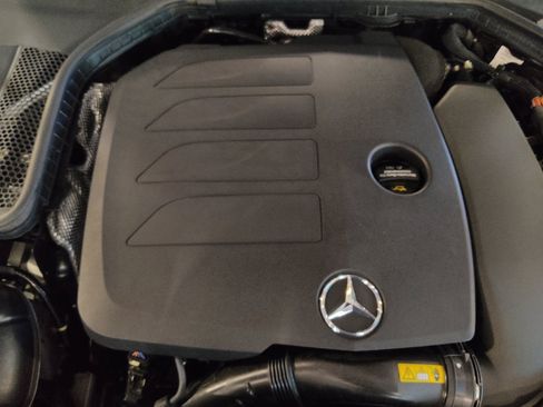 Used 2019 Mercedes-Benz C 300 Sedan image 30