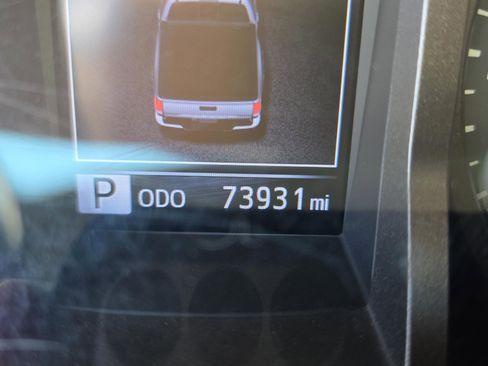 Used 2020 Toyota Tacoma TRD Off-Road RWD image 32