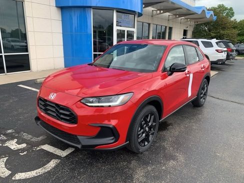 Certified 2025 Honda HR-V Sport image 1