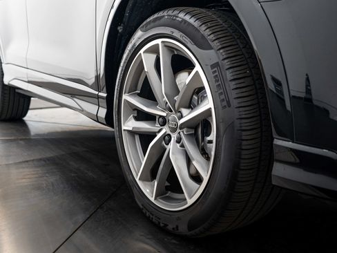 Certified 2023 Audi Q3 2.0T Premium Plus w/ Premium Plus Package AWD/4WD image 19