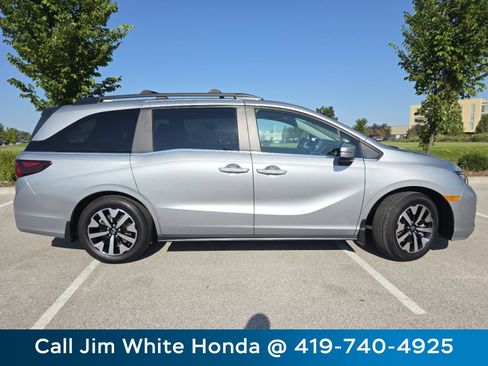 Certified 2026 Honda Odyssey EX-L image 18