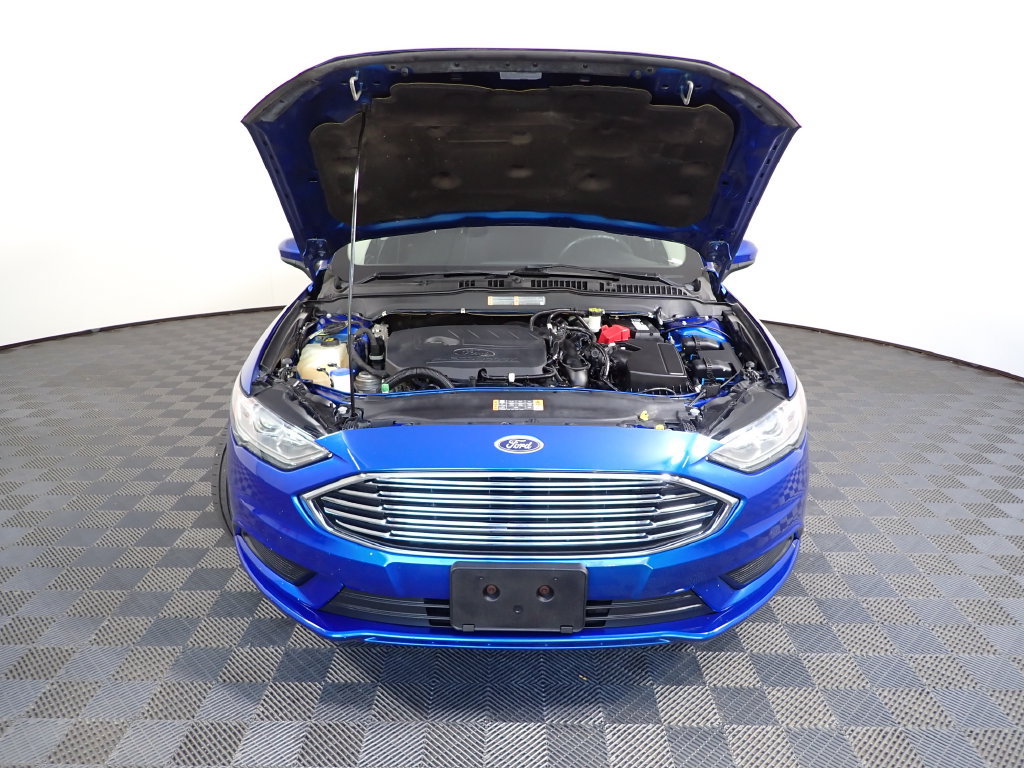 Used 2017 Ford Fusion SE w/ Fusion SE Technology Package FWD image 38