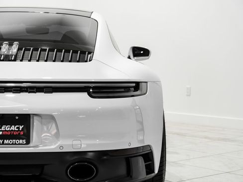 Used 2022 Porsche 911 Carrera 4 GTS image 36
