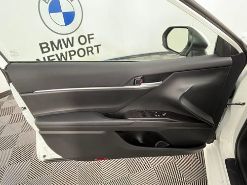 Used 2024 Toyota Camry LE AWD/4WD image 28