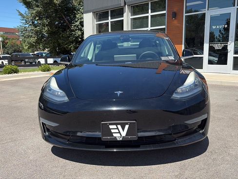 Used 2019 Tesla Model 3 Performance AWD/4WD image 3