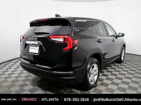 Used 2024 GMC Terrain SLE image 26