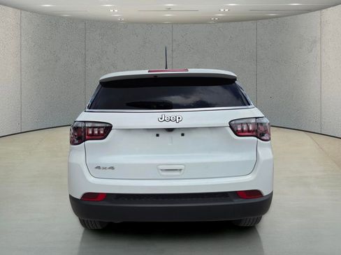 Used 2025 Jeep Compass Sport AWD/4WD image 5