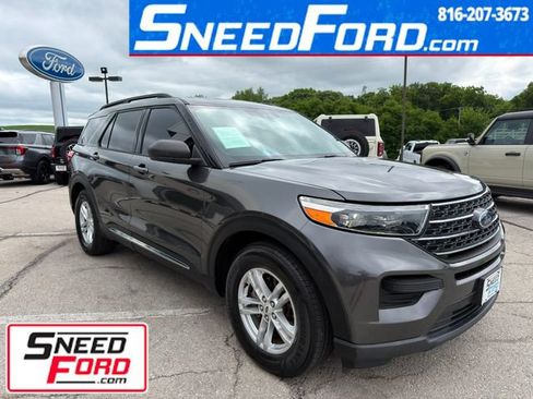 Used 2020 Ford Explorer XLT RWD image 1