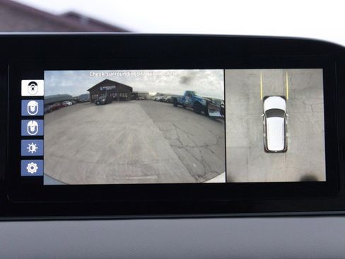 Used 2020 Hyundai Palisade Limited image 24