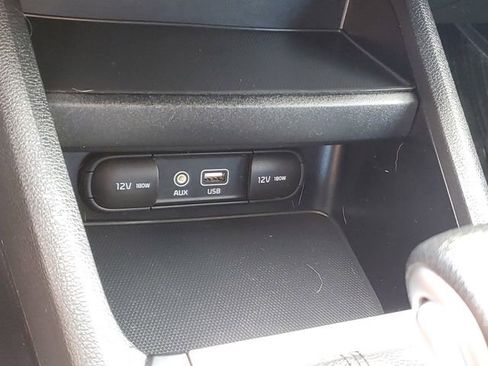 Used 2021 Kia Forte LXS FWD image 19