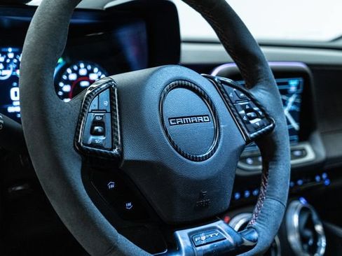 Used 2017 Chevrolet Camaro ZL1 RWD image 22