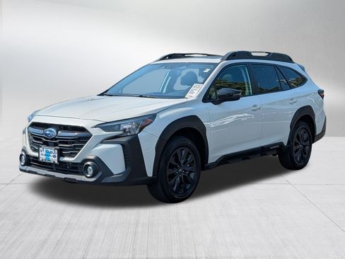 Used 2023 Subaru Outback Onyx Edition XT AWD/4WD image 3