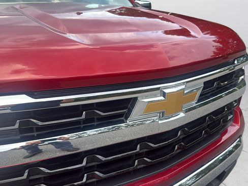 Used 2023 Chevrolet Silverado 1500 LT RWD image 22