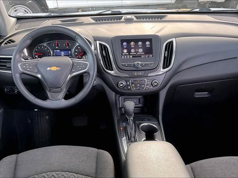 Used 2024 Chevrolet Equinox LT image 14