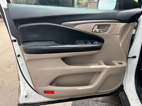 Used 2018 Honda Pilot EX-L image 18