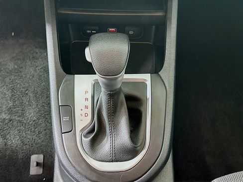 Used 2024 Kia Forte LXS FWD image 23