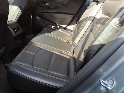 Used 2023 Chevrolet Equinox Premier image 9