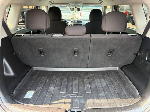 Used 2015 Kia Soul FWD image 8