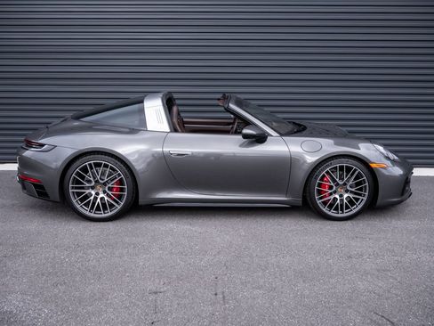 Certified 2024 Porsche 911 Targa 4S image 25