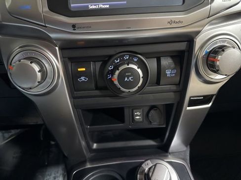 Used 2014 Toyota 4Runner SR5 Premium w/ Preferred Accessory Package image 33