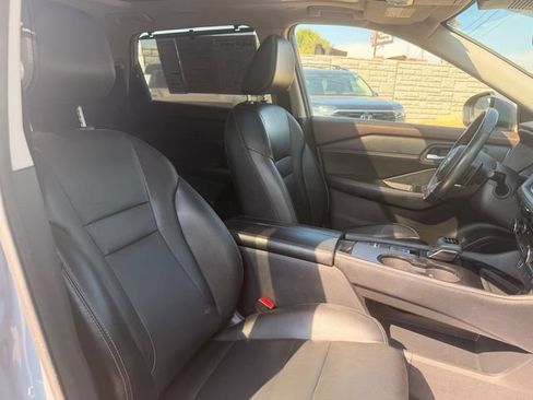 Used 2023 Nissan Rogue SL w/ SL Premium Package FWD image 26