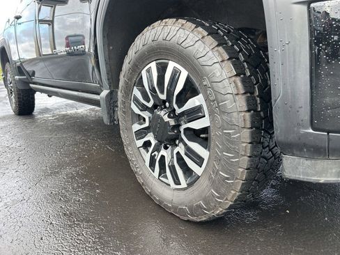 Used 2024 GMC Sierra 2500 Denali Ultimate w/ LPO, GMC Protection Package image 9