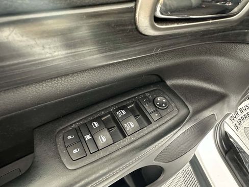 Used 2021 Jeep Grand Cherokee Freedom Edition image 16