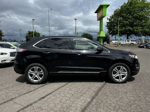 Used 2016 Ford Edge Titanium AWD/4WD image 2