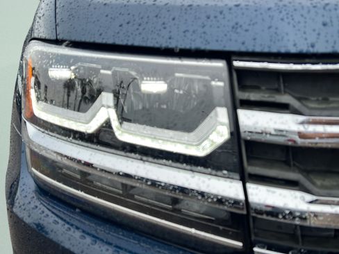 Used 2018 Volkswagen Atlas SEL FWD image 25