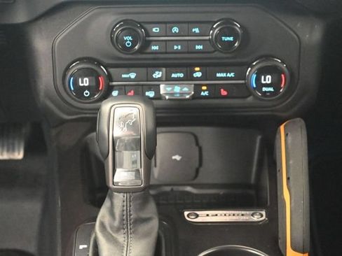 Used 2024 Ford Bronco Badlands AWD/4WD image 22