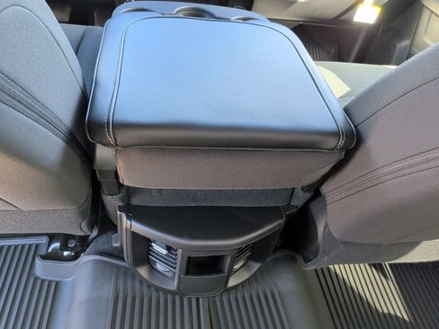 New 2026 RAM 3500 Tradesman AWD/4WD image 40
