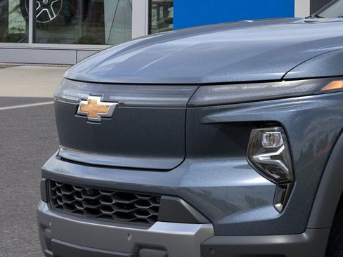 New 2025 Chevrolet Silverado EV LT image 43