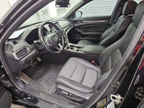 Used 2020 Honda Accord Sport image 11